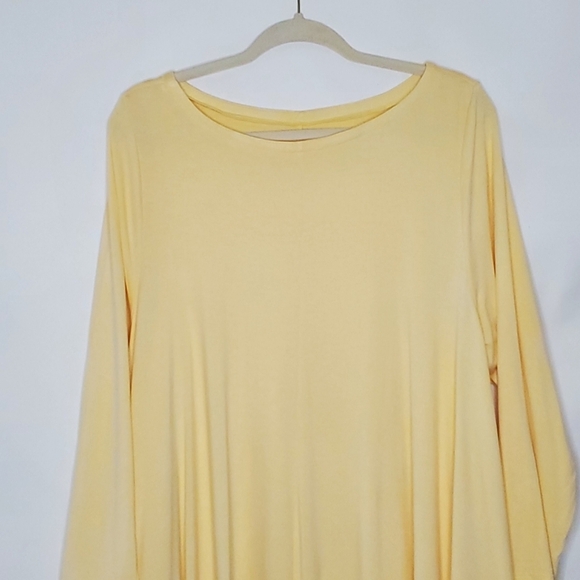 Roaman's Asymmetric Hem Tunic Size 18/20 Butter Yellow A-line Lightweight Top - Picture 2 of 10
